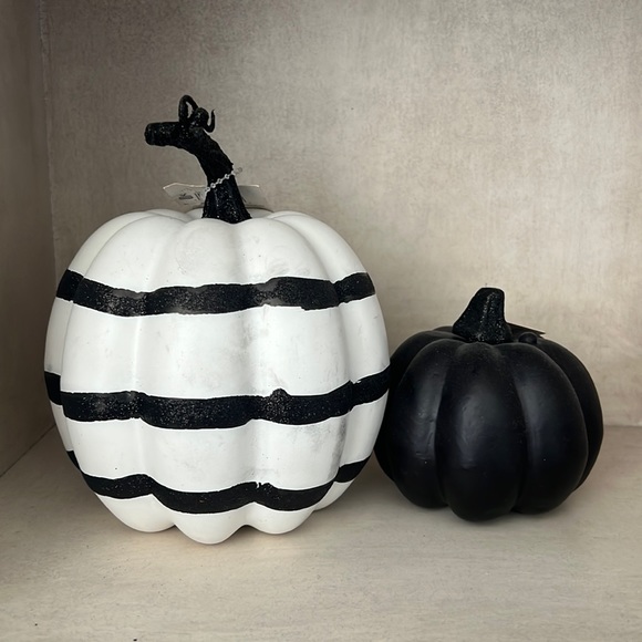 Target Other - NEW Pumpkin Bundle - Modern Faux Pumpkin 2 Pack Black and White Glitter